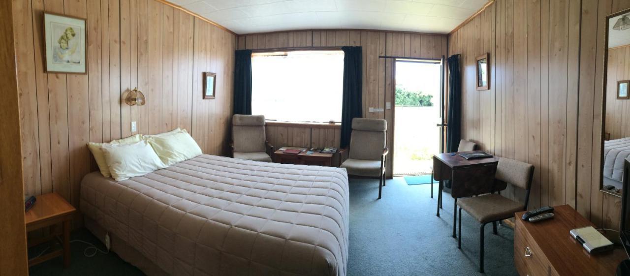 Owaka Lodge Motel Екстер'єр фото